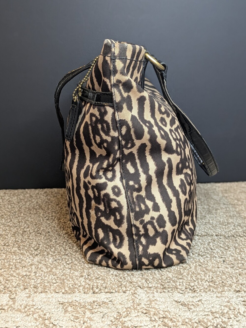 Coach F31901 Chelsea SIS Tote Shoulder Purse Black Tan Leopard Print Leather - Picture 4 of 9